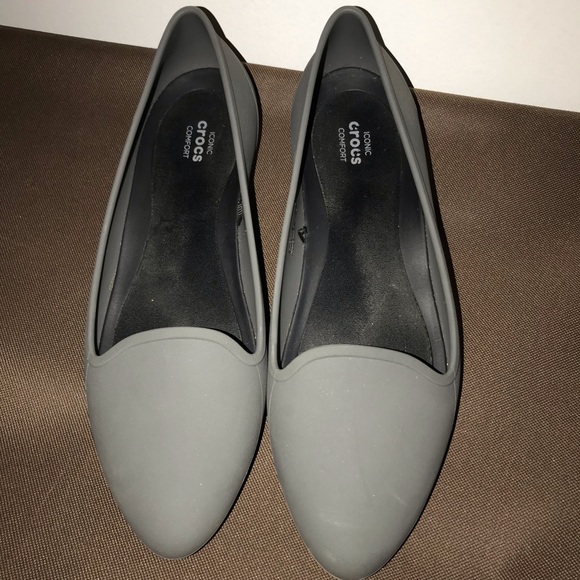 Flats - Picture 1 of 1